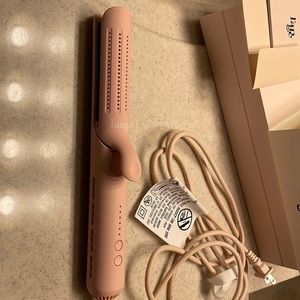 L’agne- 360 airflow styler